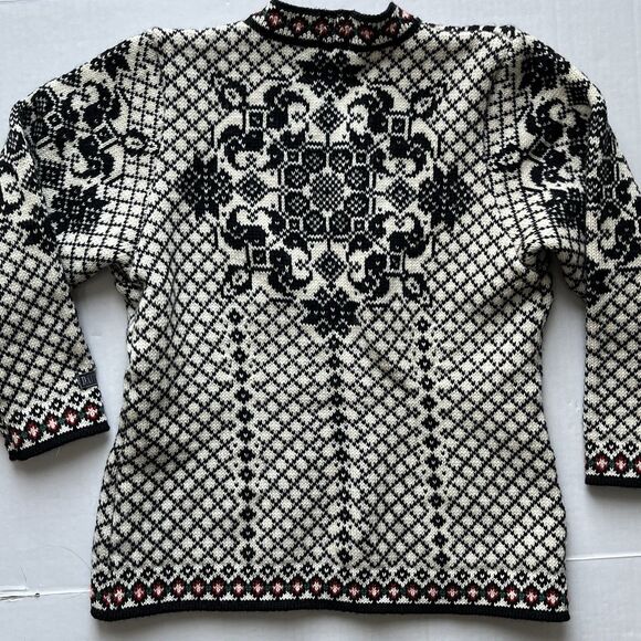 Dale of Norway Wool Knit Cardigan Ski Sweater Nordic Fair Isle Clasp Jacket XS - Picture 3 of 16